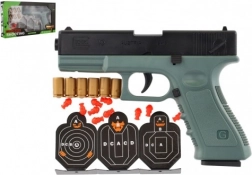 Pistole mit Schaumstoffpatronen und Zielscheiben