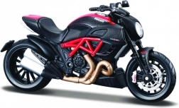 Modell eines Ducati Diavel Carbon Motorrads mit Sockel 1:18