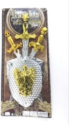 Set aus Schwertern und Schild in glänzendem Silberdesign