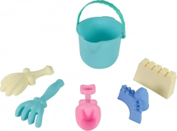 Set mit Sandspielzeug für kreative Strandunterhaltung