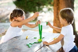 Milaniwood Domino und Dekoration 2-in-1