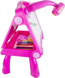 Rosa Tafel mit Projektor zum Zeichnen und Malen