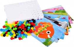 Bunte Lernmosaik mit Stiftchen für Kinder