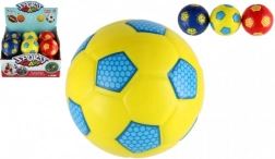 Kleiner Fußball aus Schaumstoff