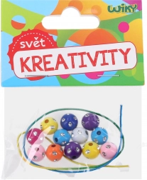 Bunte Perlen mit Schnur