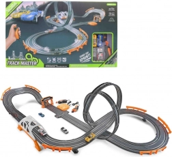 Rennbahn mit einer Länge von 615 cm