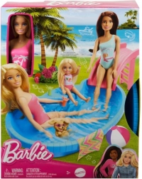 Barbie-Puppe mit Pool