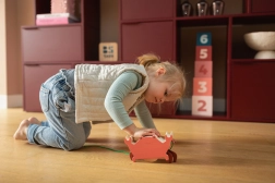 Ziehspiel Holzkrabbe