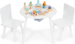 Weißer Kindertisch mit zwei Stühlchen ECOTOYS mit Spielzeugnetz