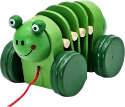 Hölzerner Frosch auf Rädern