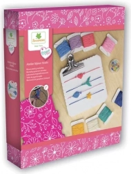 Schmuckherstellung – Mini-Makramee-Armbänder