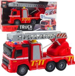 Feuerwehrwagen 1:16 mit Wasserpumpe, Licht und Sound