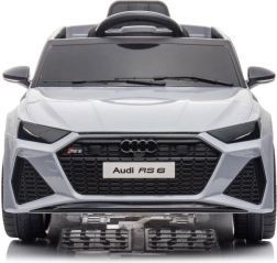 Elektrisches Auto Audi RS6 grau