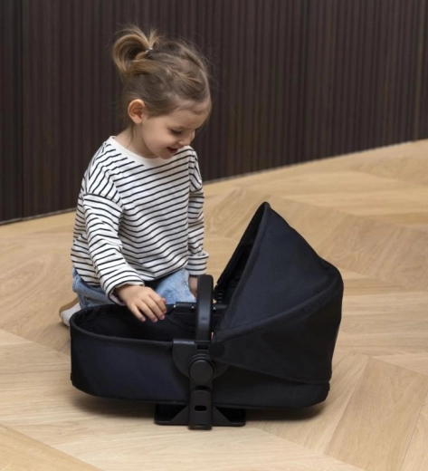 3-in-1: Wanne, Sportsitz und Bettchen