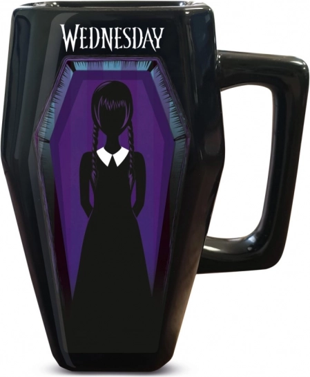 3D-Becher in Sargform mit Wednesday-Motiv