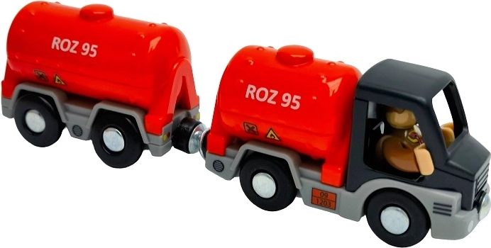 Tankfahrzeug mit Anhänger (ROZ 95)