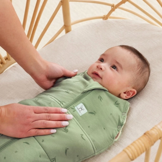2-in-1: Pucken und Schlafsack je nach Entwicklung des Babys