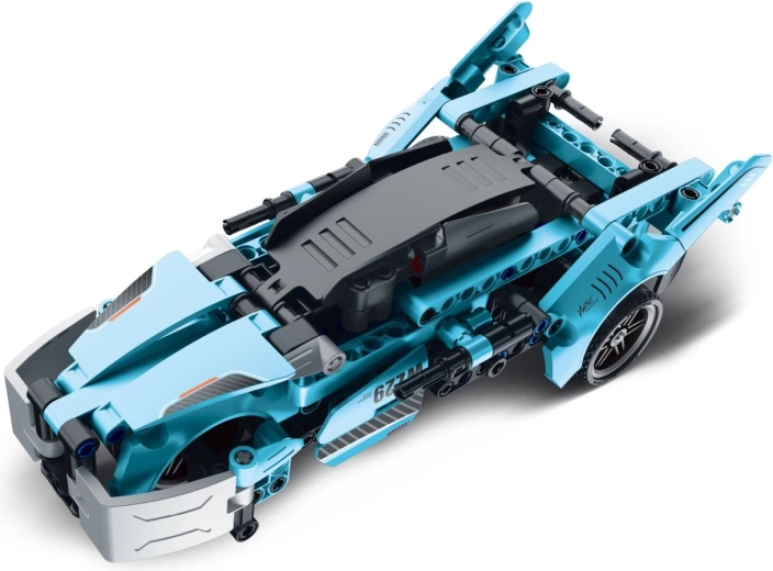 Actionreiche Fahrt mit Rückziehmotor