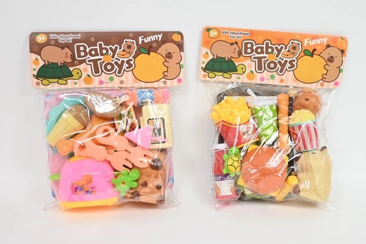 Set mit kleinen Capybara-Spielzeugen