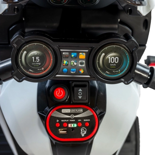 Multimedia-Panel und Lernfunktionen