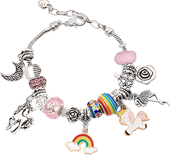 Charm-Armbänder mit verspielten Motiven