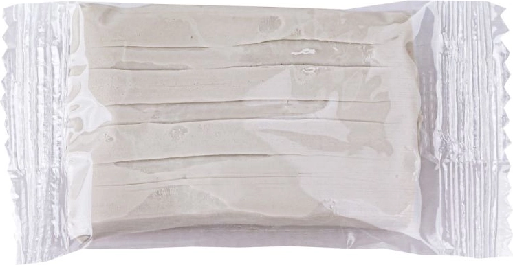 Gummi zur Fixierung der Schablone auf dem Papier