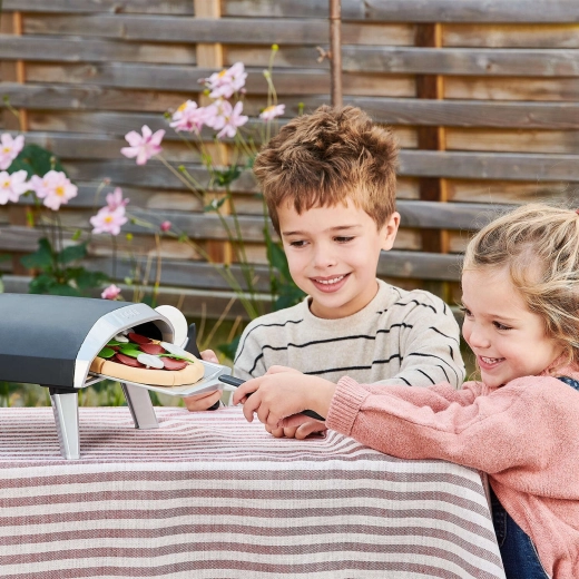 Realistisches Spiel als Pizzaiolo