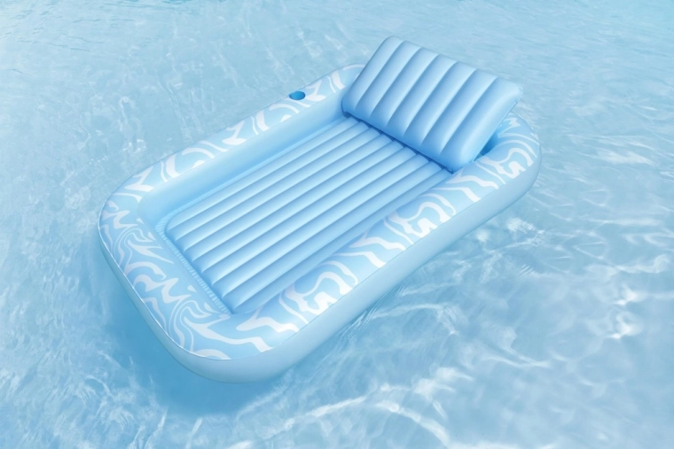 Maximaler Komfort dank geformter Kopfstütze