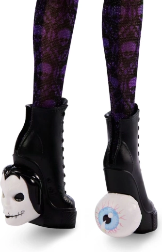 Schuhe mit versteckten Details