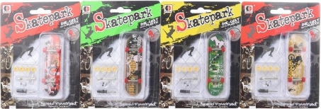 Plastik-Skateboard mit Zubehör