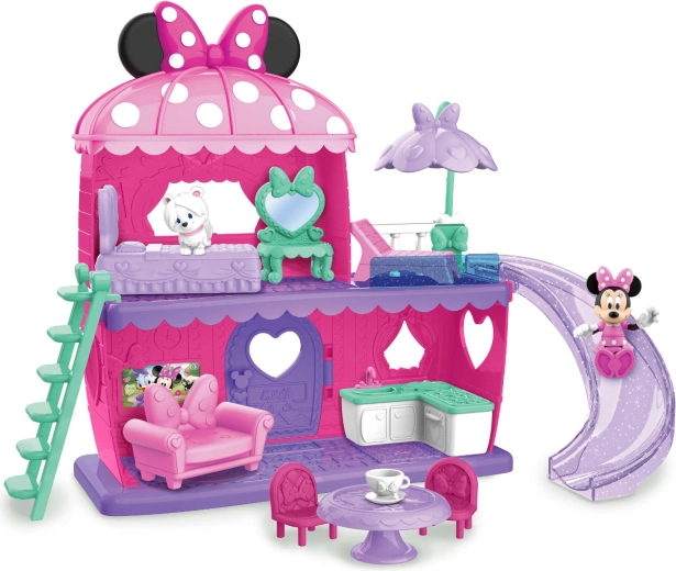 Rutsche und Stufen für noch mehr Spaß