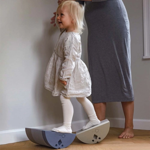 Balance-Spielzeug zum Sitzen, Wippen und Stehen