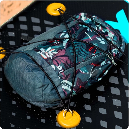 Praktische Verstauung der Ausrüstung an Bord