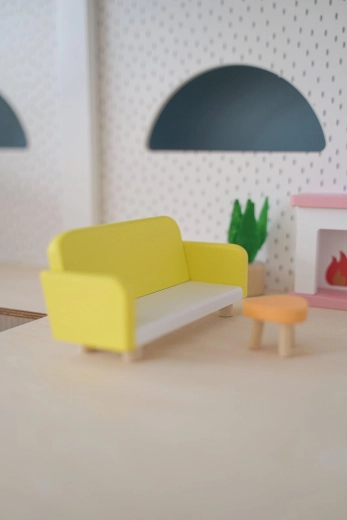 Holzsofa für gemütliches Spielen