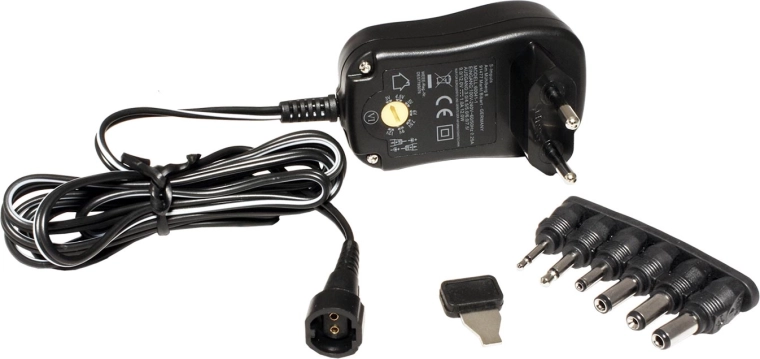 Universal-Netzteil 3–12 V 1000 mA