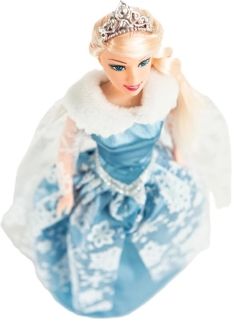 Königliche Accessoires: Umhang und Tiara