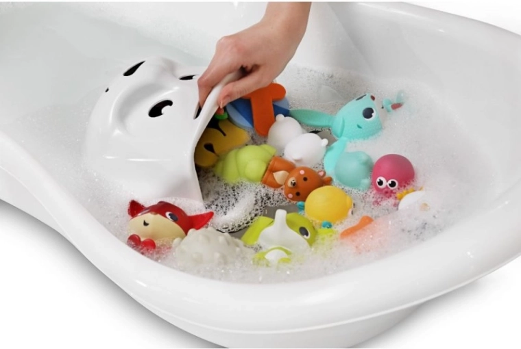 Spaß und Ordnung beim Baden