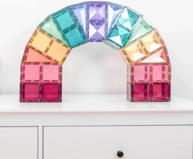 Pastellfarben und transparentes Design