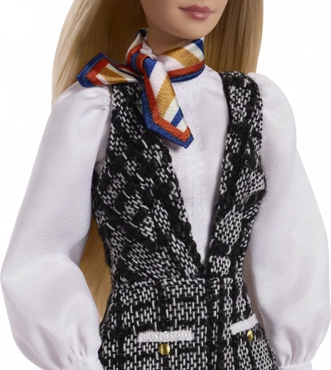 Luxuriöses Pariser Outfit in Schwarz-Weiß