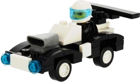 Vier verschiedene Rennwagen