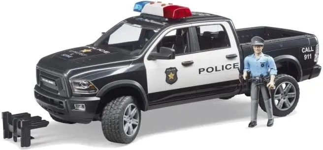 Polizist mit kompletter Ausrüstung