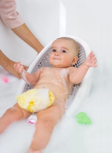 Weich und anatomisch geformt für den Komfort des Babys