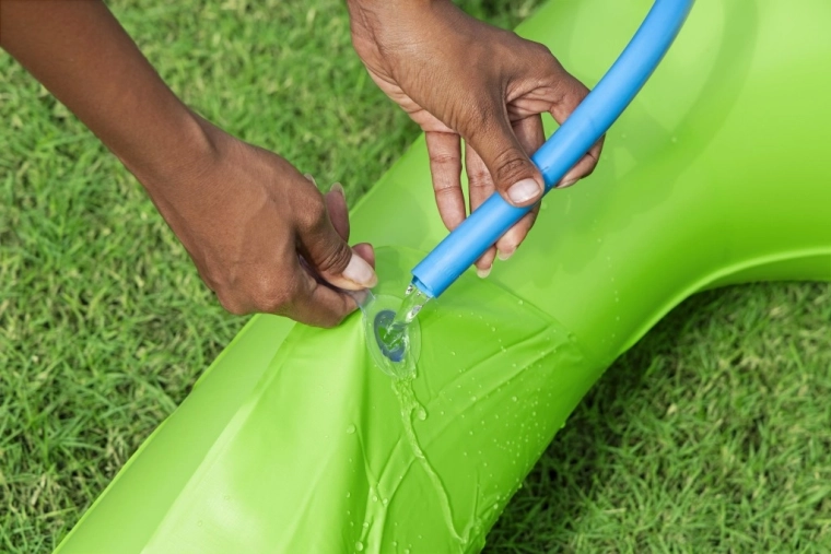 Stabile Basis mit Wasserkammer
