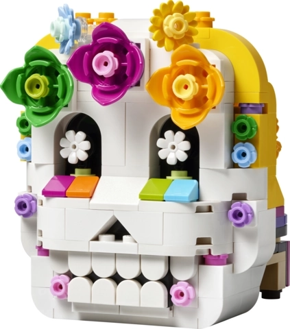 Dekorativer Totenkopf mit Blumen