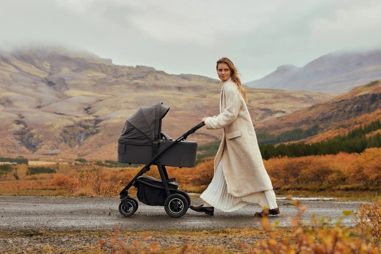 Geländeräder und doppelte Federung