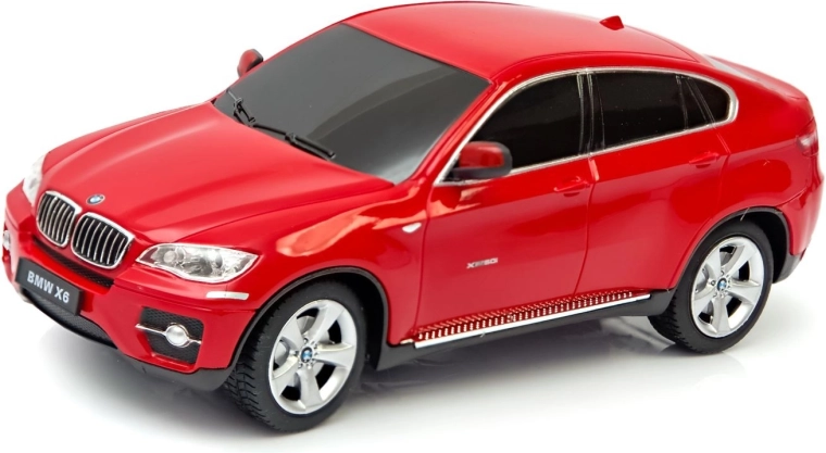 Voll lizenziertes BMW mit realistischen Details