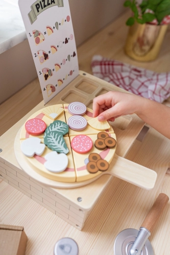Zutaten mit Klettverschluss für realistisches Spielen