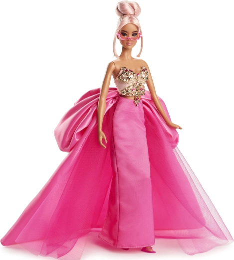 Rosa Robe mit langer Schleppe