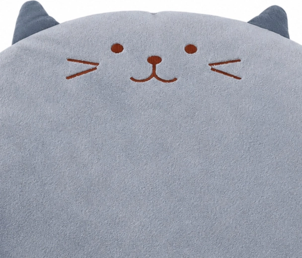 Niedliches Katzenmotiv mit gestickten Details
