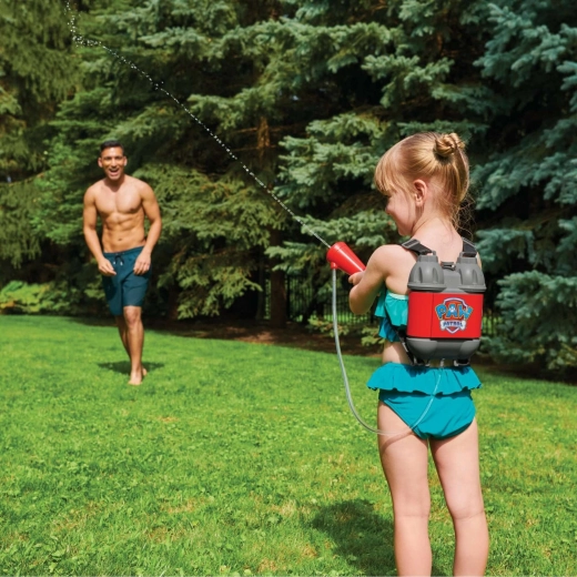 Starker Wasserstrahl bis zu 9 Metern